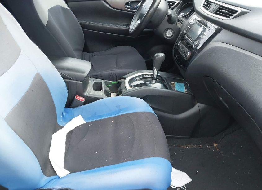 Photo 5 of 2016 Nissan Rogue S (VIN JN8AT2MV3GW140035)