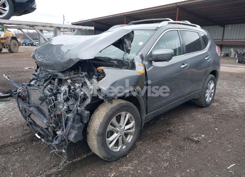 Photo 2 of 2016 Nissan Rogue SV (VIN JN8AT2MV3GW152928)