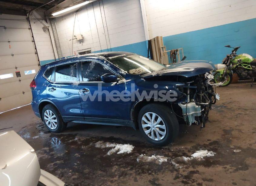 Photo 13 of 2017 Nissan Rogue S (VIN JN8AT2MV3HW001976)