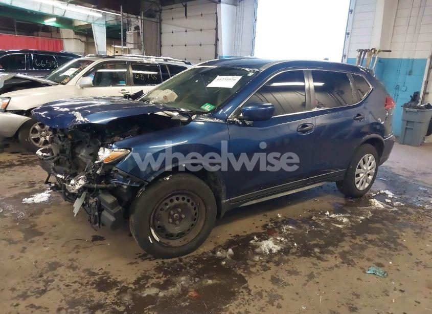 Photo 2 of 2017 Nissan Rogue S (VIN JN8AT2MV3HW001976)