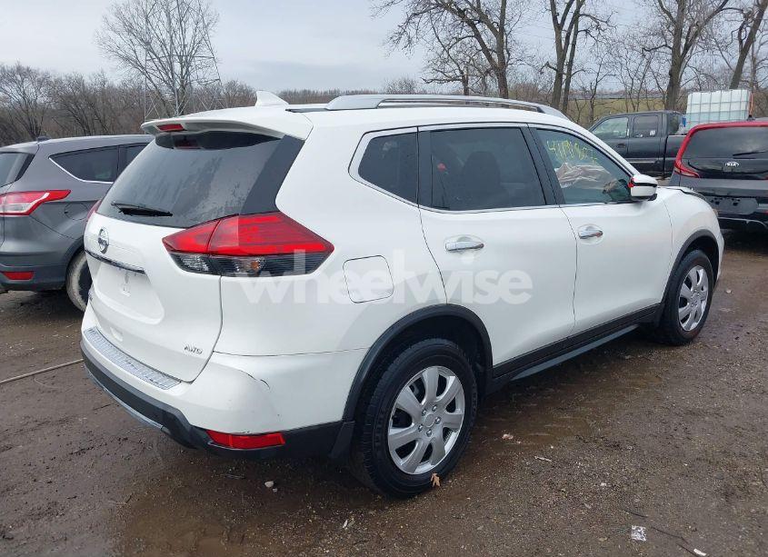 Photo 4 of 2017 Nissan Rogue S (VIN JN8AT2MV3HW003176)