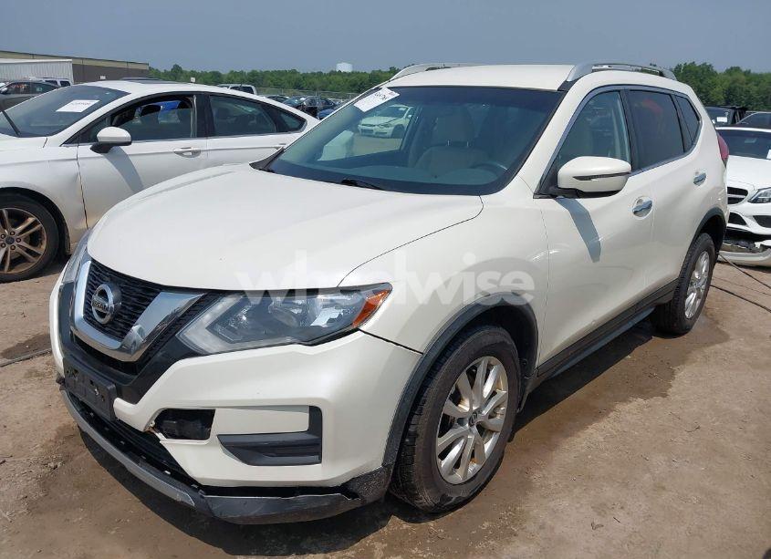 Photo 2 of 2017 Nissan Rogue SV (VIN JN8AT2MV3HW006126)