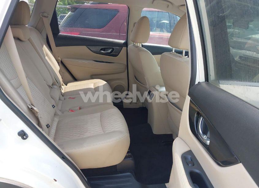 Photo 8 of 2017 Nissan Rogue SV (VIN JN8AT2MV3HW006126)