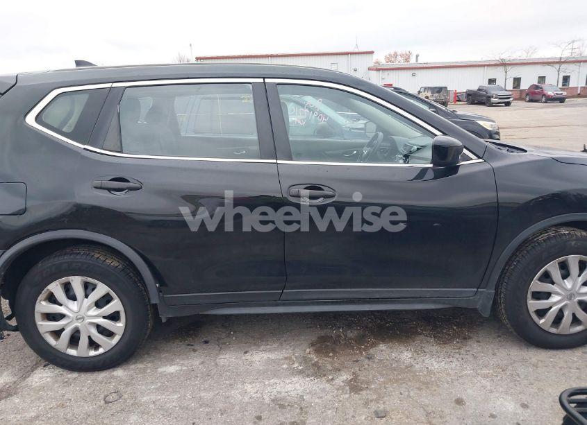 Photo 14 of 2017 Nissan Rogue S (VIN JN8AT2MV3HW013366)