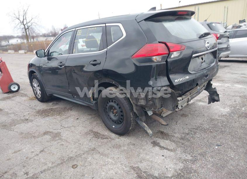 Photo 3 of 2017 Nissan Rogue S (VIN JN8AT2MV3HW013366)