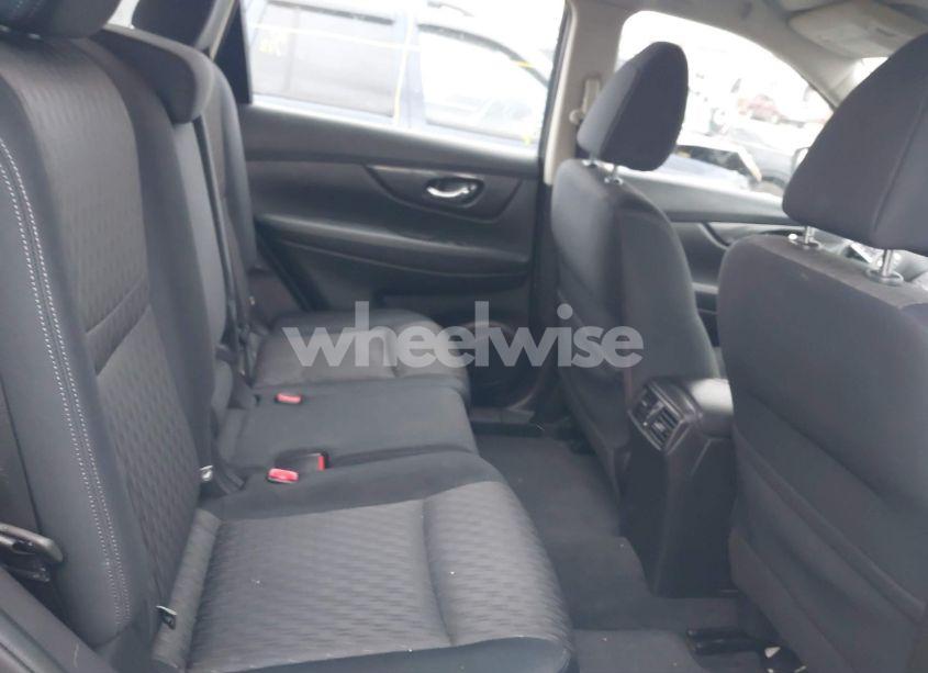 Photo 8 of 2017 Nissan Rogue S (VIN JN8AT2MV3HW013366)