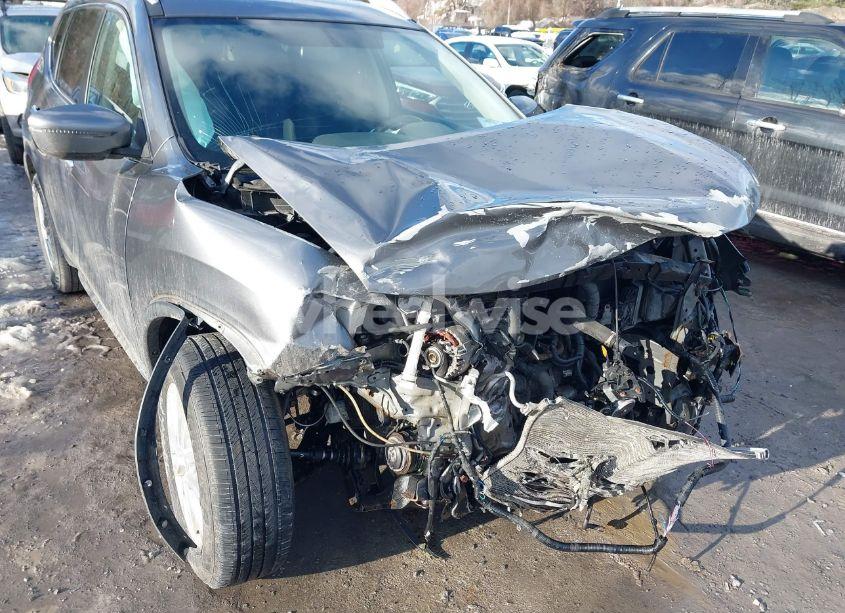 Photo 6 of 2017 Nissan Rogue SV (VIN JN8AT2MV3HW023167)