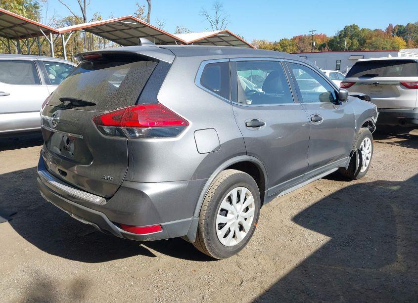 Photo 4 of 2017 Nissan Rogue S (VIN JN8AT2MV3HW025162)