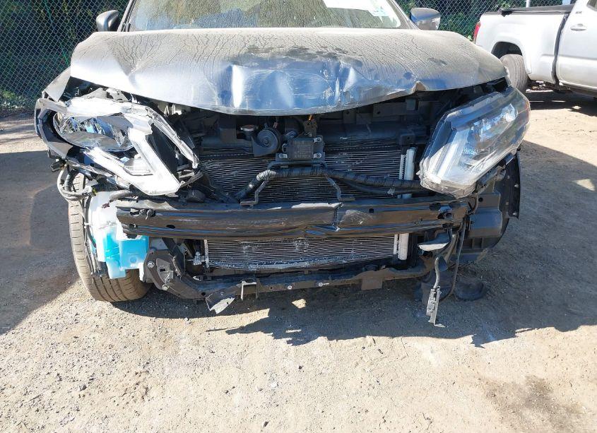 Photo 6 of 2017 Nissan Rogue S (VIN JN8AT2MV3HW025162)