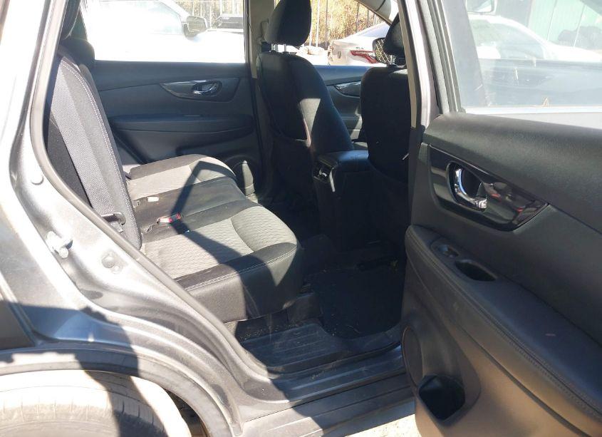 Photo 8 of 2017 Nissan Rogue S (VIN JN8AT2MV3HW025162)