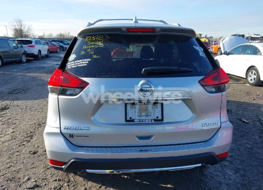 Photo 16 of 2017 Nissan Rogue SV (VIN JN8AT2MV3HW254859)