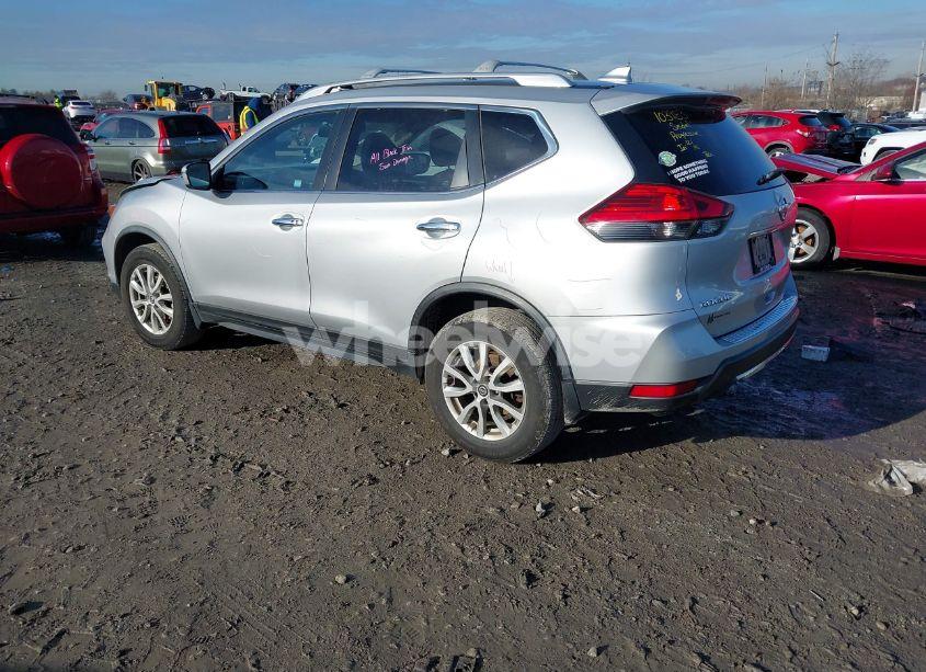 Photo 3 of 2017 Nissan Rogue SV (VIN JN8AT2MV3HW254859)