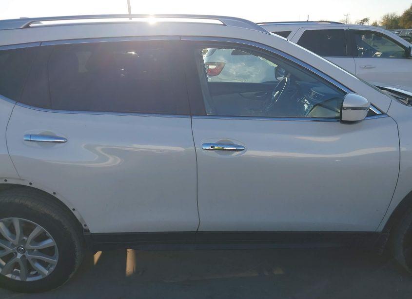 Photo 13 of 2017 Nissan Rogue SV (VIN JN8AT2MV3HW273721)