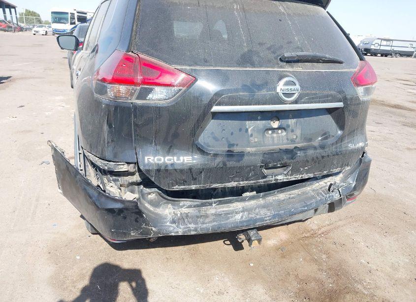 Photo 6 of 2018 Nissan Rogue SL (VIN JN8AT2MV3JW318226)