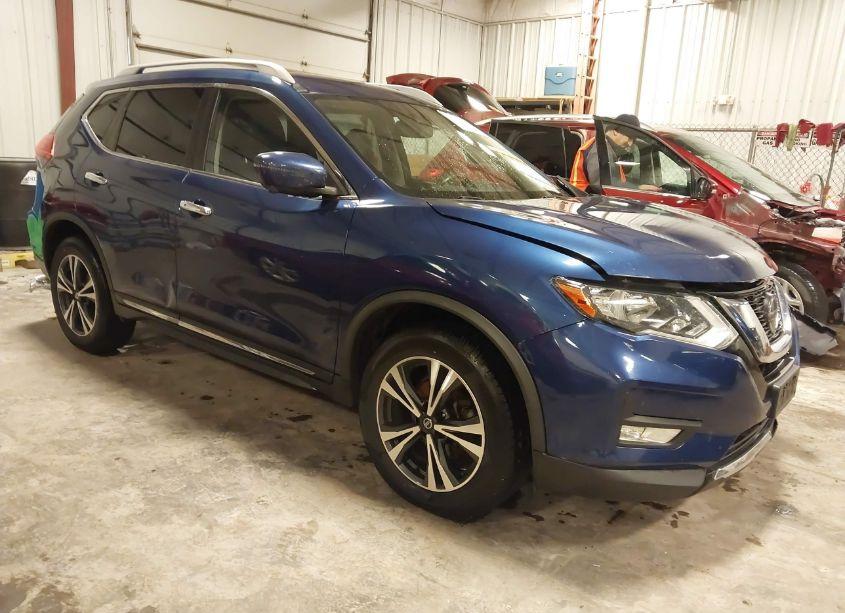 2018 Nissan Rogue SL (VIN JN8AT2MV3JW319425) main photo