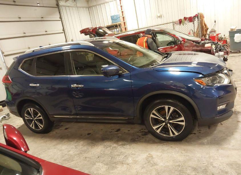Photo 14 of 2018 Nissan Rogue SL (VIN JN8AT2MV3JW319425)