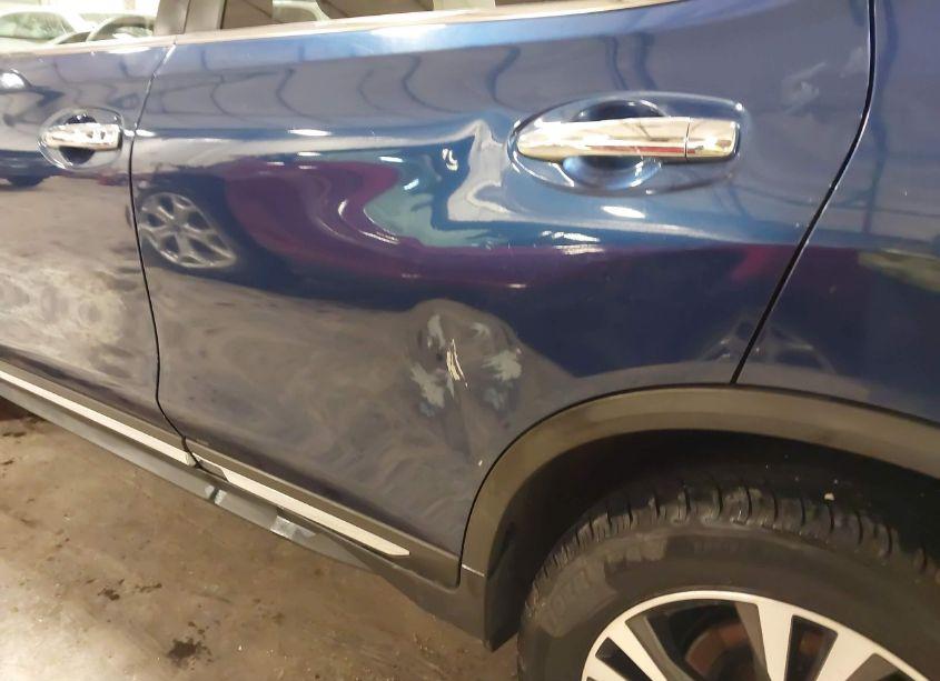 Photo 18 of 2018 Nissan Rogue SL (VIN JN8AT2MV3JW319425)