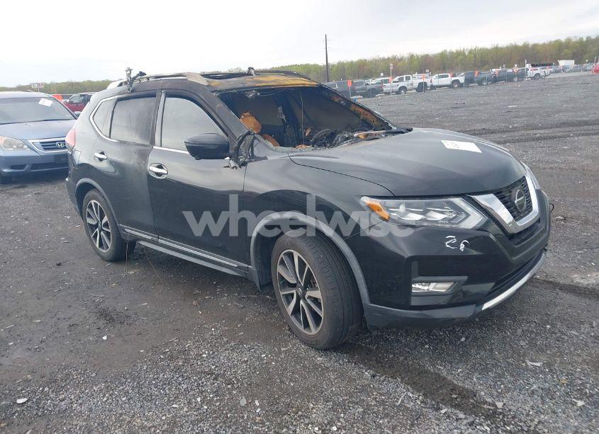 2018 Nissan Rogue SL (VIN JN8AT2MV3JW326066) main photo