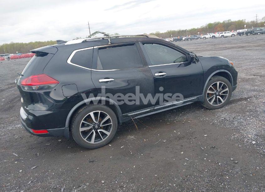 Photo 4 of 2018 Nissan Rogue SL (VIN JN8AT2MV3JW326066)