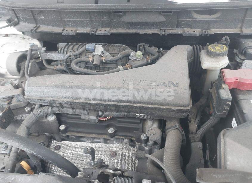 Photo 10 of 2018 Nissan Rogue S (VIN JN8AT2MV3JW329310)