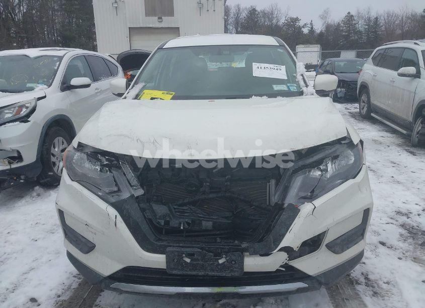 Photo 6 of 2018 Nissan Rogue S (VIN JN8AT2MV3JW329310)