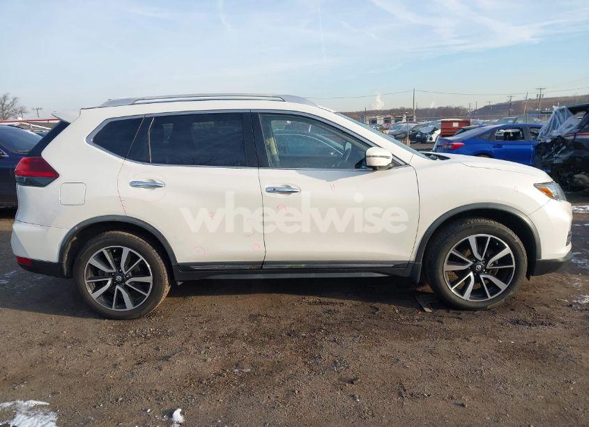 Photo 14 of 2018 Nissan Rogue SL (VIN JN8AT2MV3JW346088)