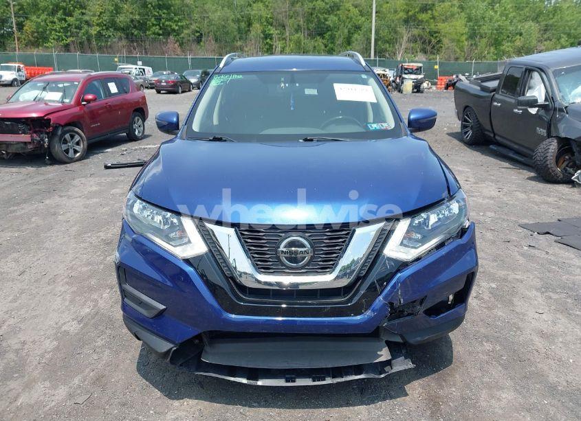 Photo 12 of 2018 Nissan Rogue SV (VIN JN8AT2MV3JW352649)