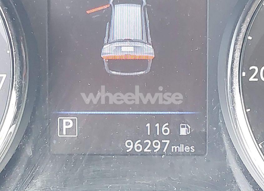 Photo 15 of 2018 Nissan Rogue SV (VIN JN8AT2MV3JW352649)