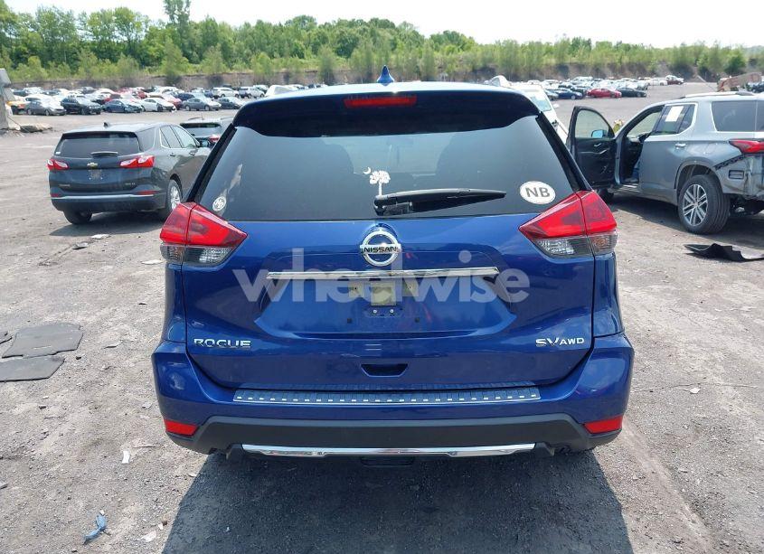 Photo 16 of 2018 Nissan Rogue SV (VIN JN8AT2MV3JW352649)
