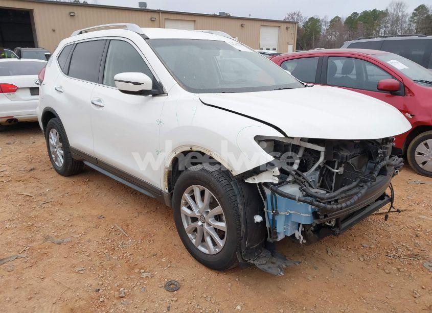 2018 Nissan Rogue SV (VIN JN8AT2MV3JW353770) main photo