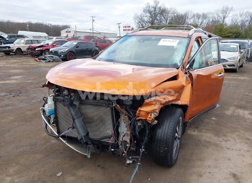 Photo 6 of 2019 Nissan Rogue SV (VIN JN8AT2MV3KW374751)