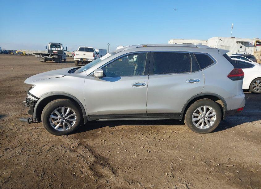 Photo 14 of 2019 Nissan Rogue SV (VIN JN8AT2MV3KW375298)