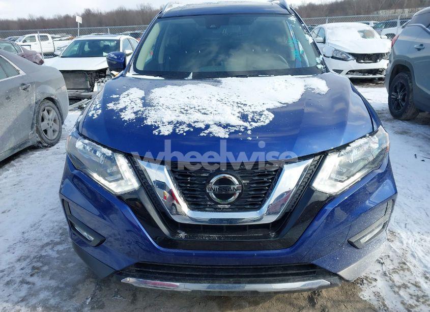 Photo 13 of 2019 Nissan Rogue SV (VIN JN8AT2MV3KW386995)
