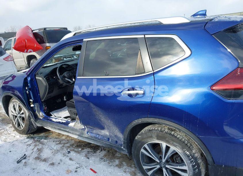 Photo 15 of 2019 Nissan Rogue SV (VIN JN8AT2MV3KW386995)