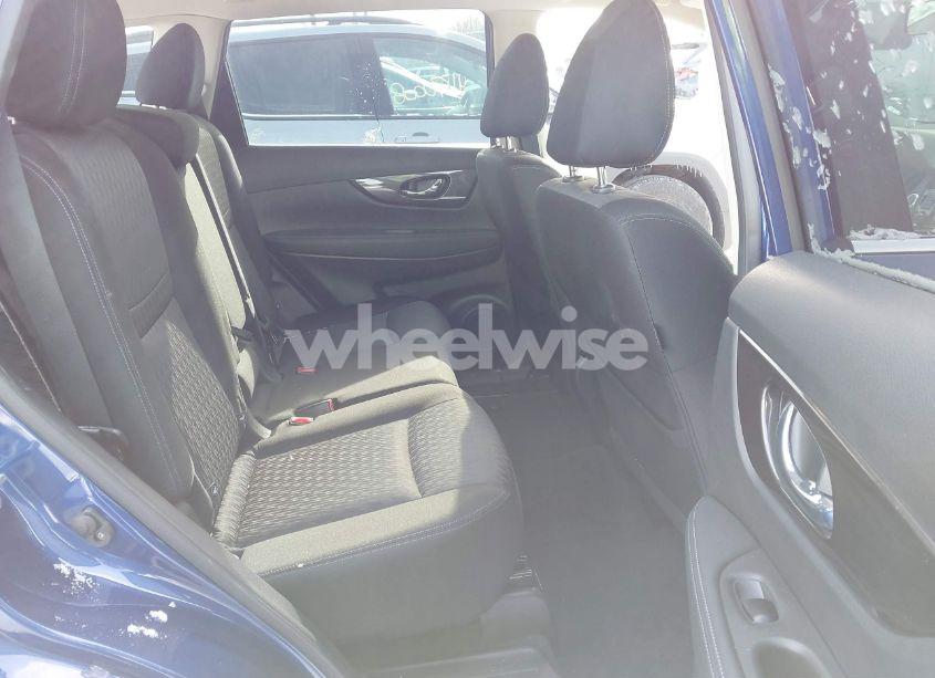 Photo 8 of 2019 Nissan Rogue SV (VIN JN8AT2MV3KW386995)