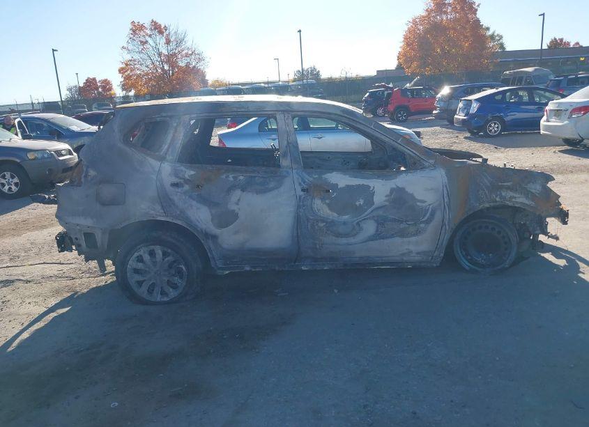 Photo 12 of 2019 Nissan Rogue S (VIN JN8AT2MV3KW387399)