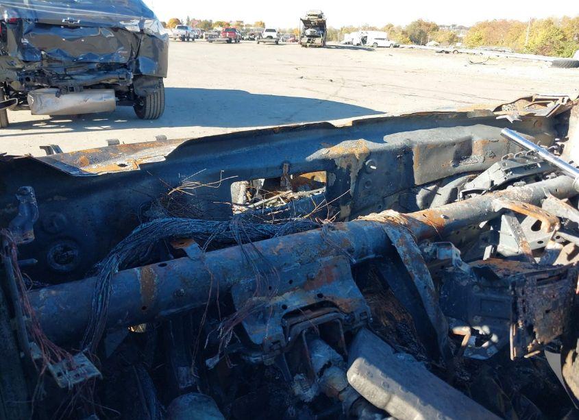 Photo 14 of 2019 Nissan Rogue S (VIN JN8AT2MV3KW387399)