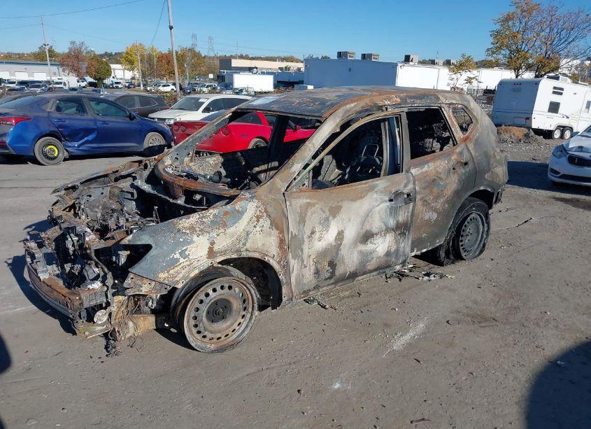 Photo 2 of 2019 Nissan Rogue S (VIN JN8AT2MV3KW387399)