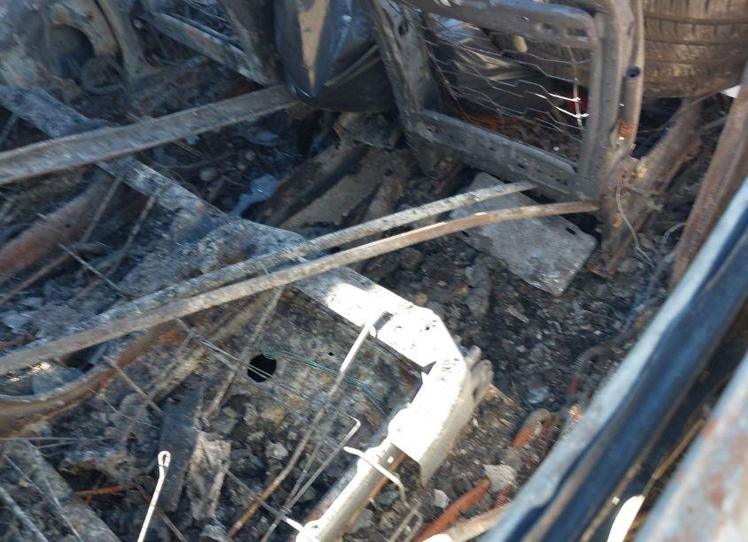 Photo 8 of 2019 Nissan Rogue S (VIN JN8AT2MV3KW387399)