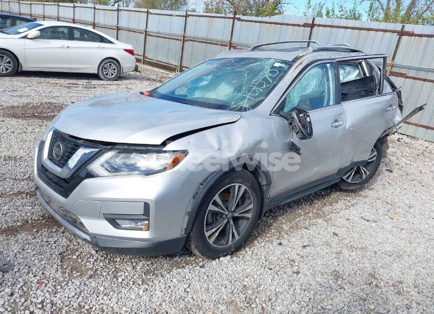 Photo 2 of 2020 Nissan Rogue SV INTELLIGENT AWD (VIN JN8AT2MV3LW101570)