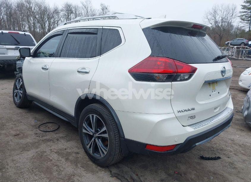 Photo 3 of 2020 Nissan Rogue SV INTELLIGENT AWD (VIN JN8AT2MV3LW106297)