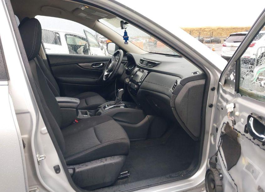 Photo 5 of 2020 Nissan Rogue S INTELLIGENT AWD (VIN JN8AT2MV3LW108700)