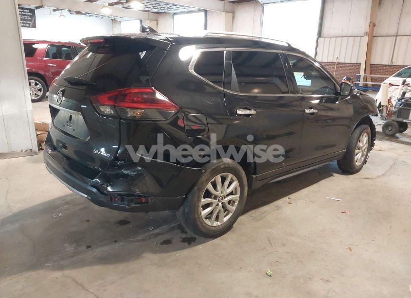Photo 4 of 2020 Nissan Rogue SV INTELLIGENT AWD (VIN JN8AT2MV3LW132494)