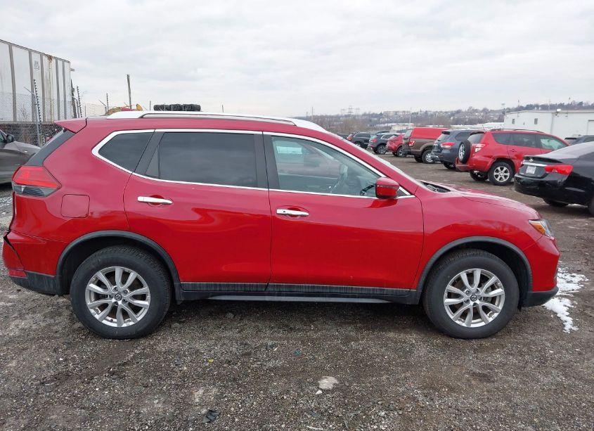 Photo 13 of 2017 Nissan Rogue SV (VIN JN8AT2MV4HW005504)