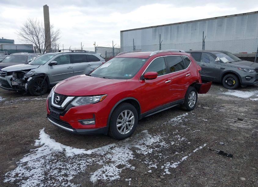 Photo 2 of 2017 Nissan Rogue SV (VIN JN8AT2MV4HW005504)