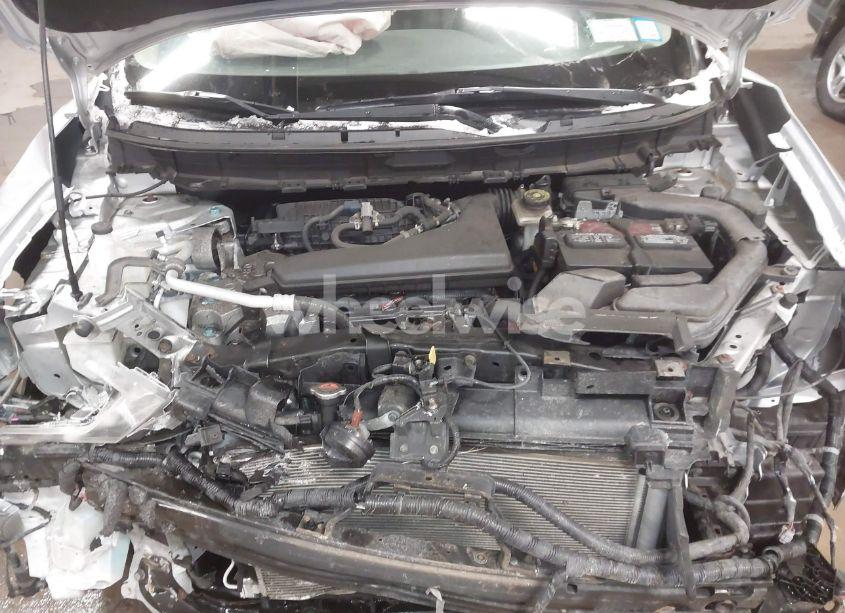 Photo 10 of 2017 Nissan Rogue SV (VIN JN8AT2MV4HW010718)