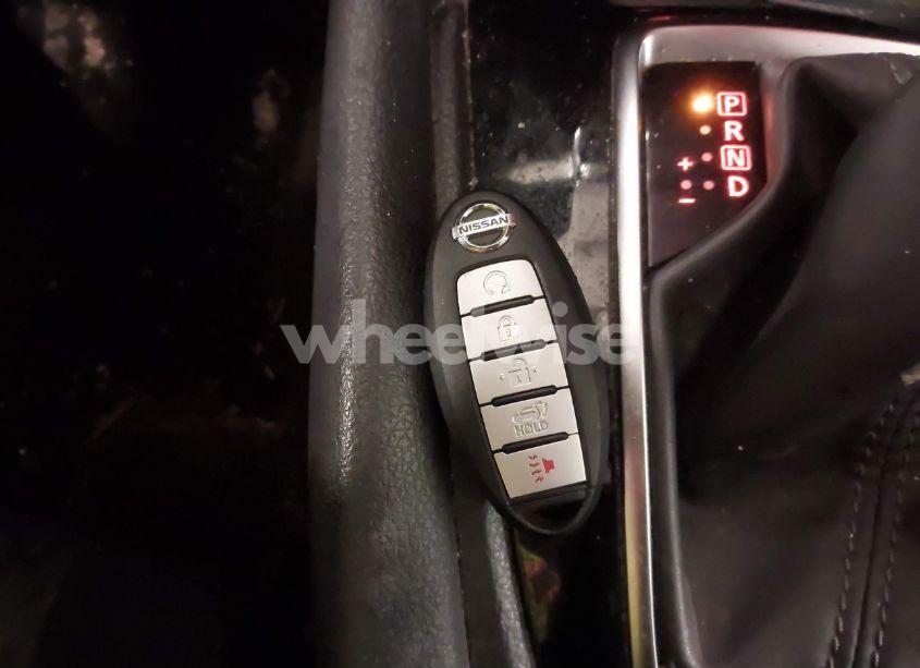 Photo 11 of 2017 Nissan Rogue SV (VIN JN8AT2MV4HW010718)