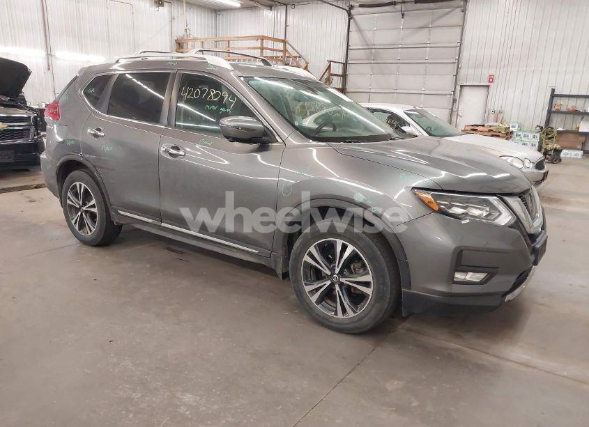2017 Nissan Rogue SL (VIN JN8AT2MV4HW016101) main photo