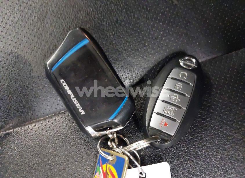 Photo 11 of 2017 Nissan Rogue SL (VIN JN8AT2MV4HW016101)