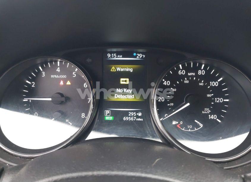 Photo 7 of 2017 Nissan Rogue SV (VIN JN8AT2MV4HW018169)